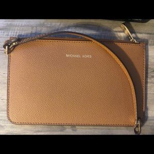 New Without Tags Michael Kors Slim Handheld Clutch